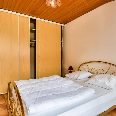 Vakantiehuis Centre - Maison Pour 4 Avec Belle Cour *