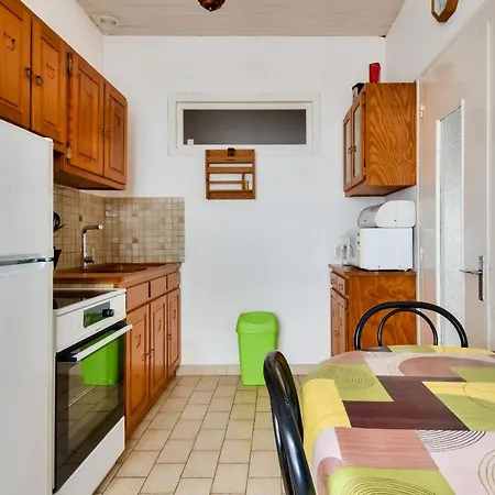 Tatil Evi Centre - Maison Pour 4 Avec Belle Cour
